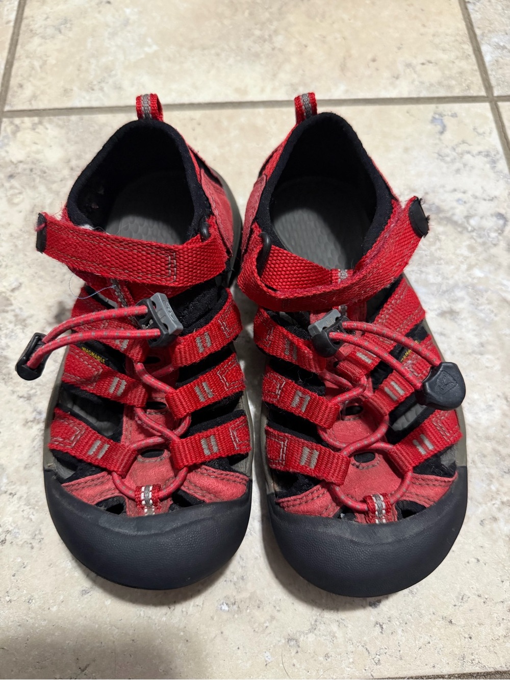 KEEN Newport H2 Kids Red Black Waterproof Hiking Sandals Size 12